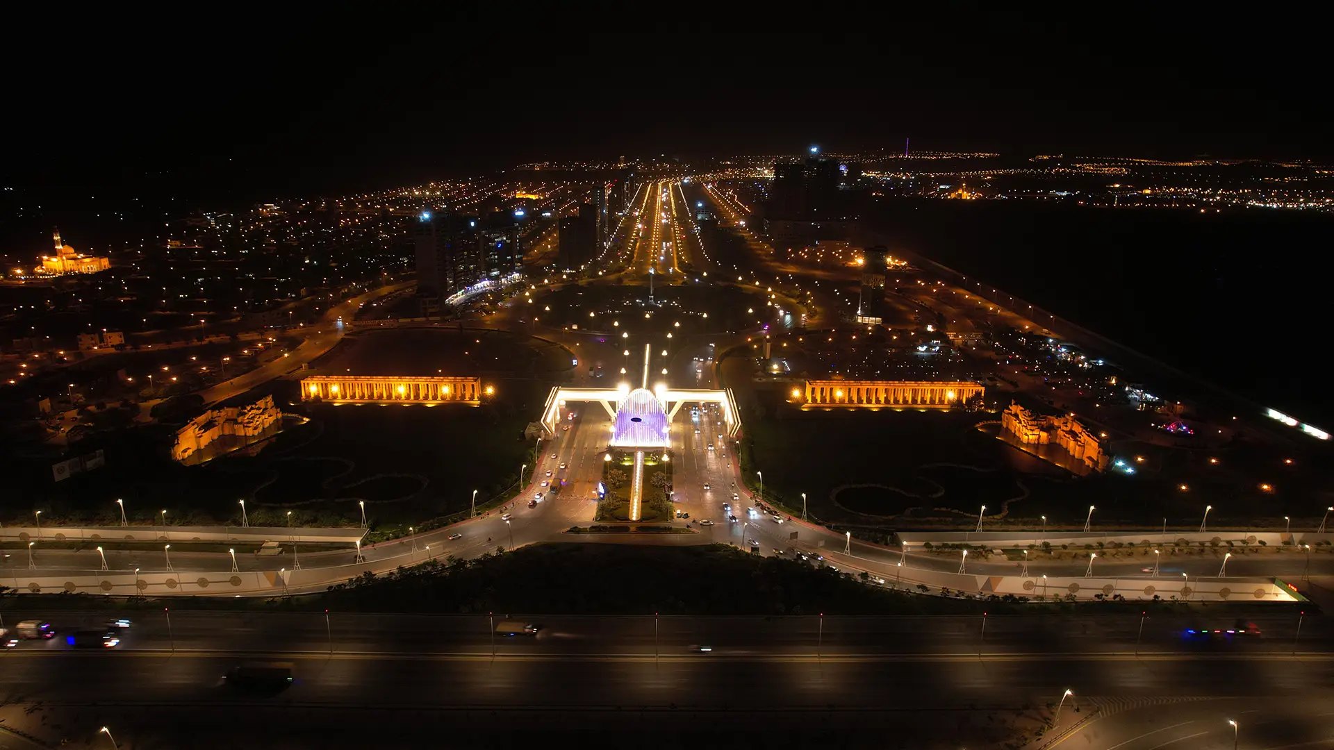 Luxury Apartments in Bahria Town Karachi: Complete Investment Guide 2025